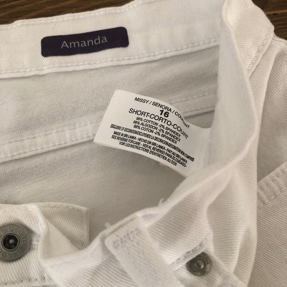 Gloria Vanderbilt*Amanda* White Jeans - Picture 4 of 6
